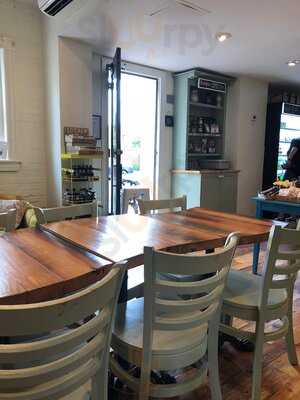 Urban Farmhouse Market & Cafe