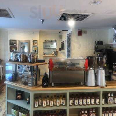 Urban Farmhouse Market & Cafe