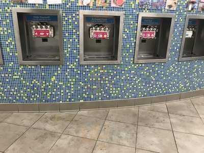 32 Degrees Frozen Yogurt