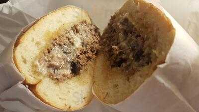 Philly's Cheesesteaks & Wings