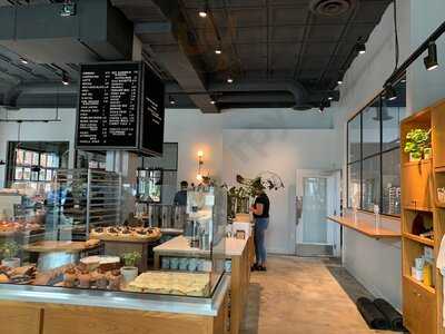 Fox In The Snow Cafe