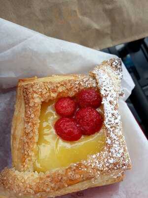 Fox In The Snow Cafe