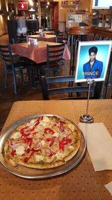 Theo's Pizza Mid City