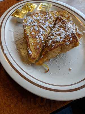 Luna's Deli Restaurant