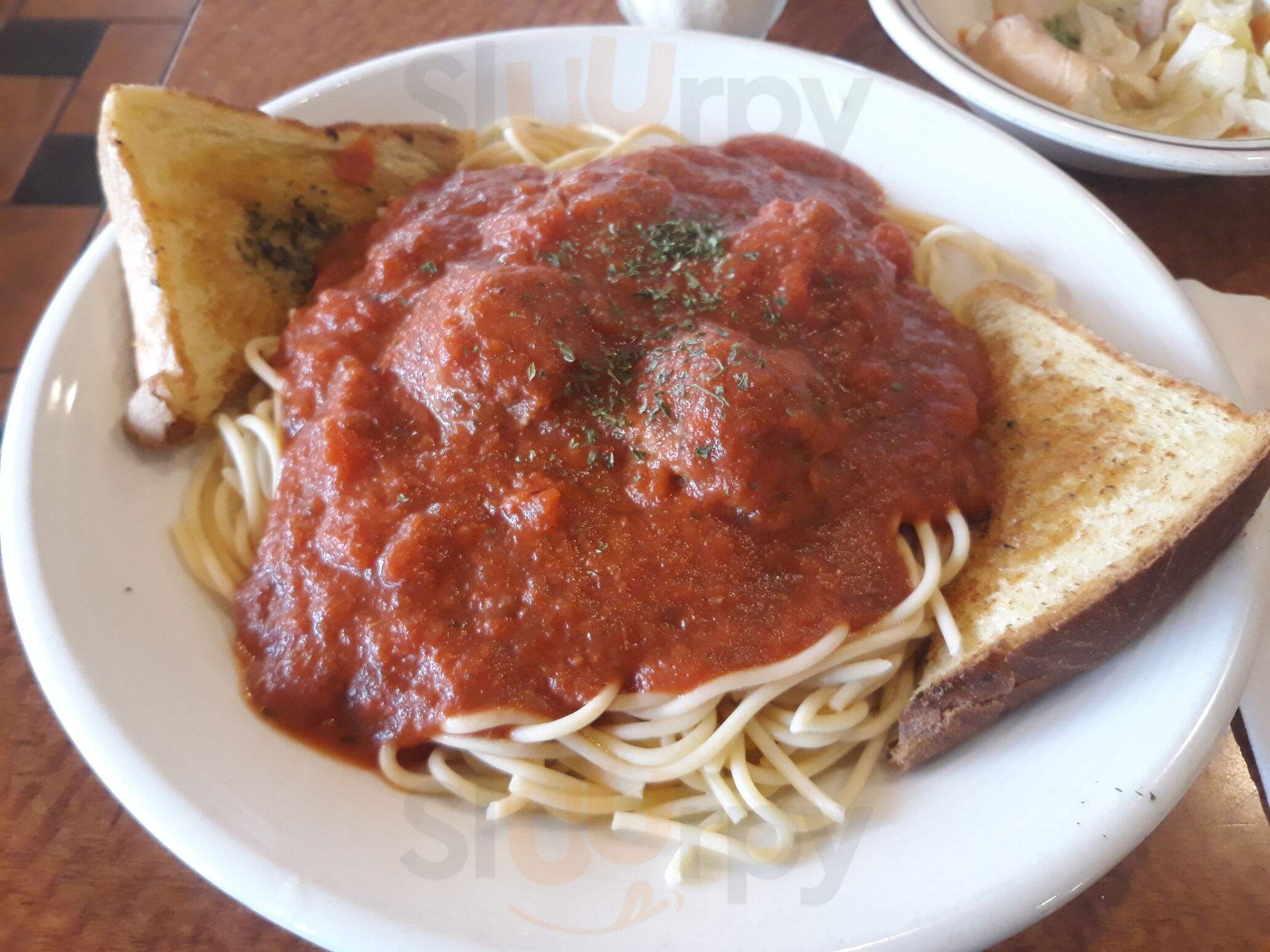 Luna's Deli Restaurant