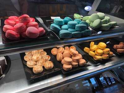 Mcarthur's Bakery Cafe