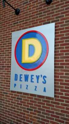 Dewey's Pizza