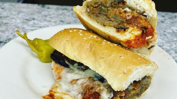 Pasta Lear's Pizzeria & Deli