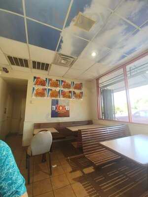 Dan's Seafood And Chicken