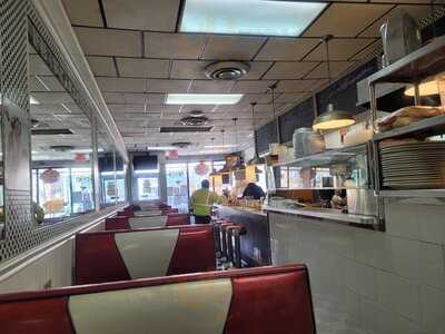 Tiny's Diner
