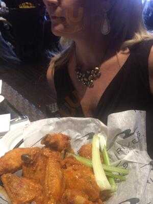 Wheelhouse Bar & Grill