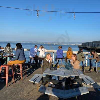 Pier 23 Cafe Restaurant & Bar