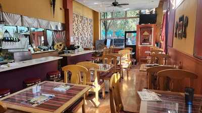 Raya's Lebanese Restaurant