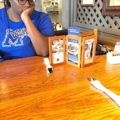 Cracker Barrel