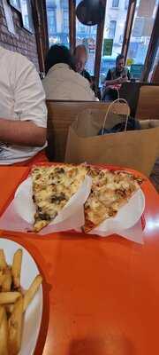 Luigi's Gourmet Pizza