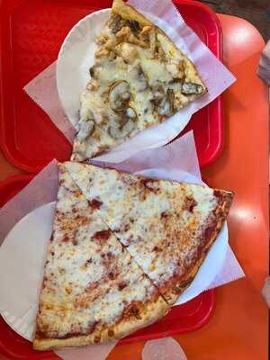 Luigi's Gourmet Pizza