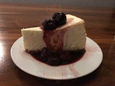 Moda Restaurant And Bar