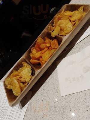 8 Block Kitchen & Bar