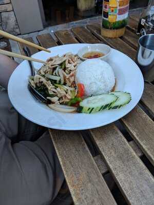 Meesen Thai Eatery