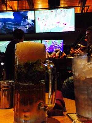 Twin Peaks Restaurants