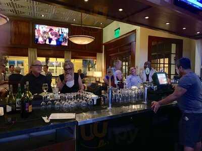 Knock Restaurant & Bar