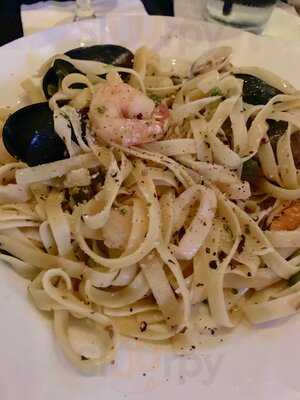 Knock Restaurant & Bar