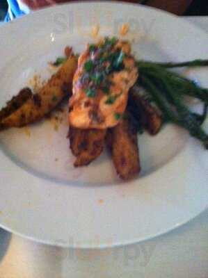 Knock Restaurant & Bar