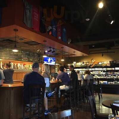 The Casual Pint Highland Row