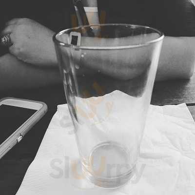 Barcadia Bar & Grill