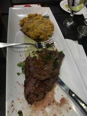 Yarumba Restaurant & Lounge