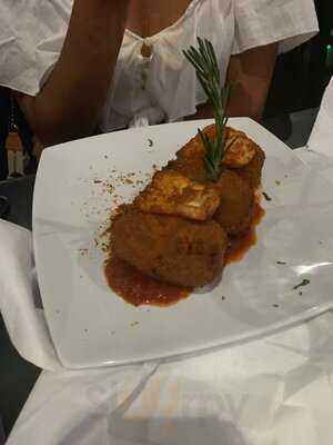 Yarumba Restaurant & Lounge