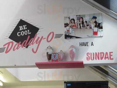 Omelet House 50's Diner