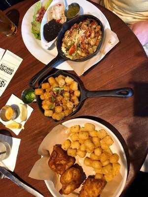 Bar Louie - North Shore