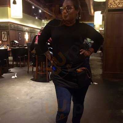 Bar Louie - North Shore