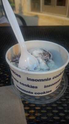 Insomnia Cookies
