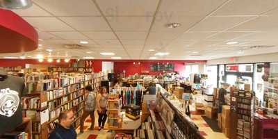 Mojo Books & Records Cafe