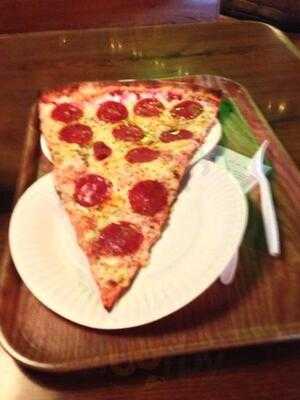 Mama's Famous Pizza & Heros Speedway