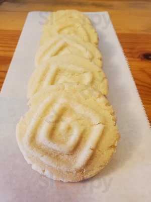 Cravin' Cookies And More