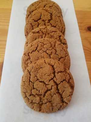 Cravin' Cookies And More