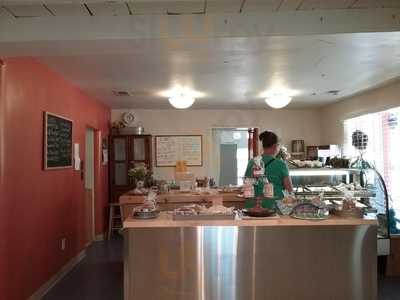 Cravin' Cookies And More