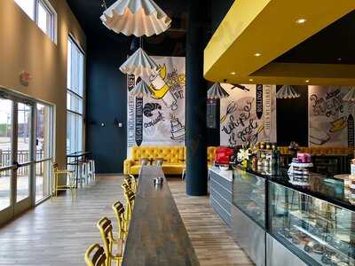 La Baguette - Deep Deuce