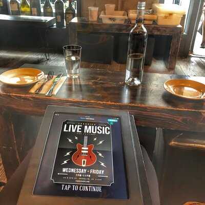 Fabbrica Restaurant & Bar