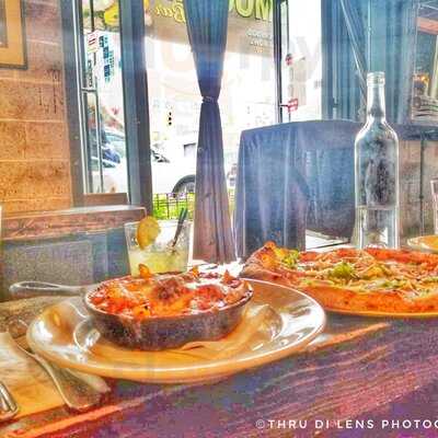 Fabbrica Restaurant & Bar