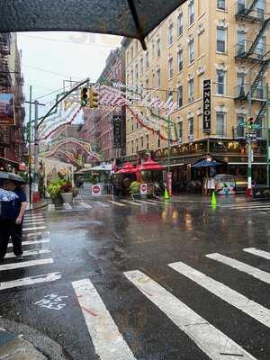 Ferrara Bakery & Cafe