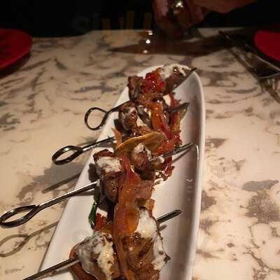 Canela Bistro & Wine Bar