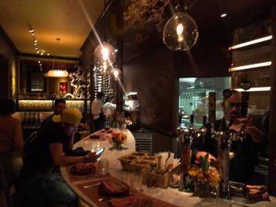 Canela Bistro & Wine Bar