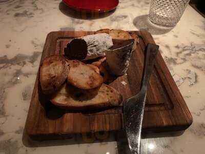 Canela Bistro & Wine Bar