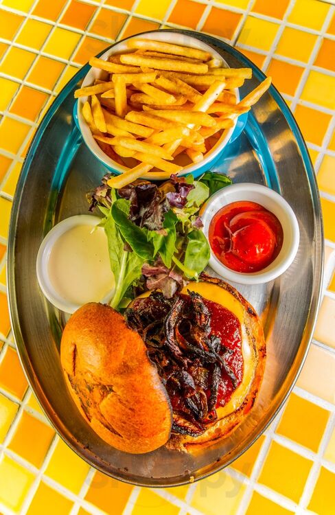 Tap79 Gastropub & Craft Beer Bar