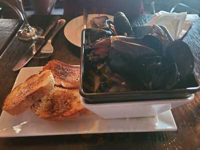 The Clock Bar & Cafe