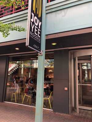 Joy Yee Noodles